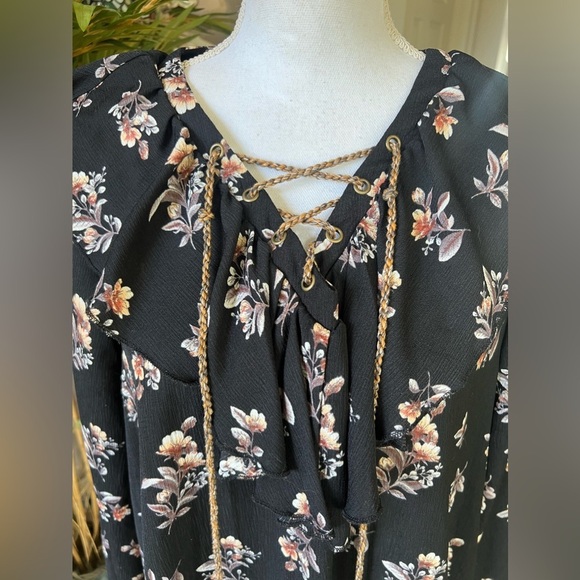 Signature studio ladies, long sleeve blouse, extra large, perfect condition NWOT - Picture 10 of 15